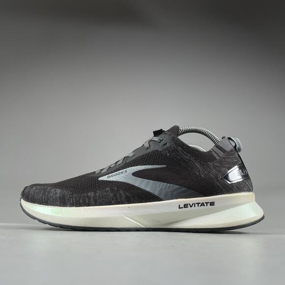 Brooks Shoes - Brooks Levitate 4 Women’s Size 10 B Black Running Sneakers Athletic Shoes Casual